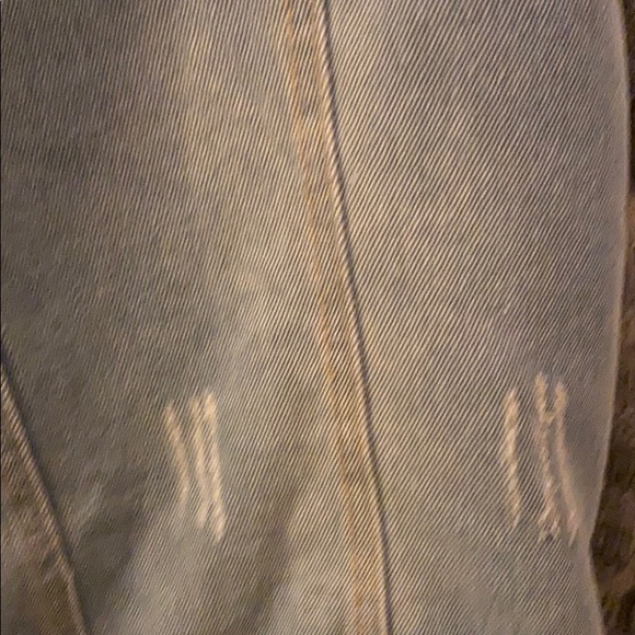 jacket with fur on inside and around neck - Picture 4 of 8